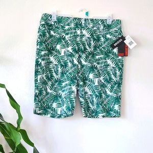 Briggs Palm Leaf Print Shorts NWT